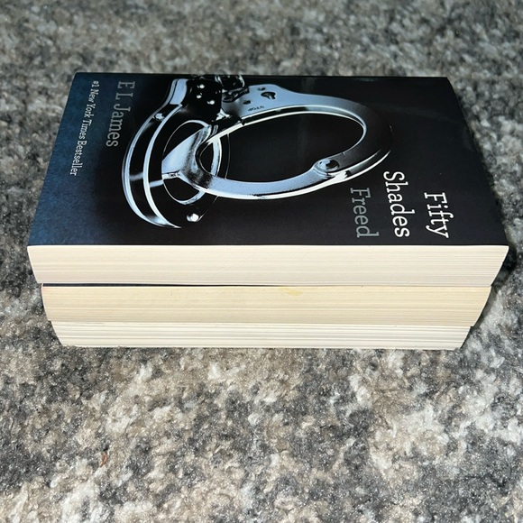 Fifty Shades of Grey Trilogy - Picture 3 of 6